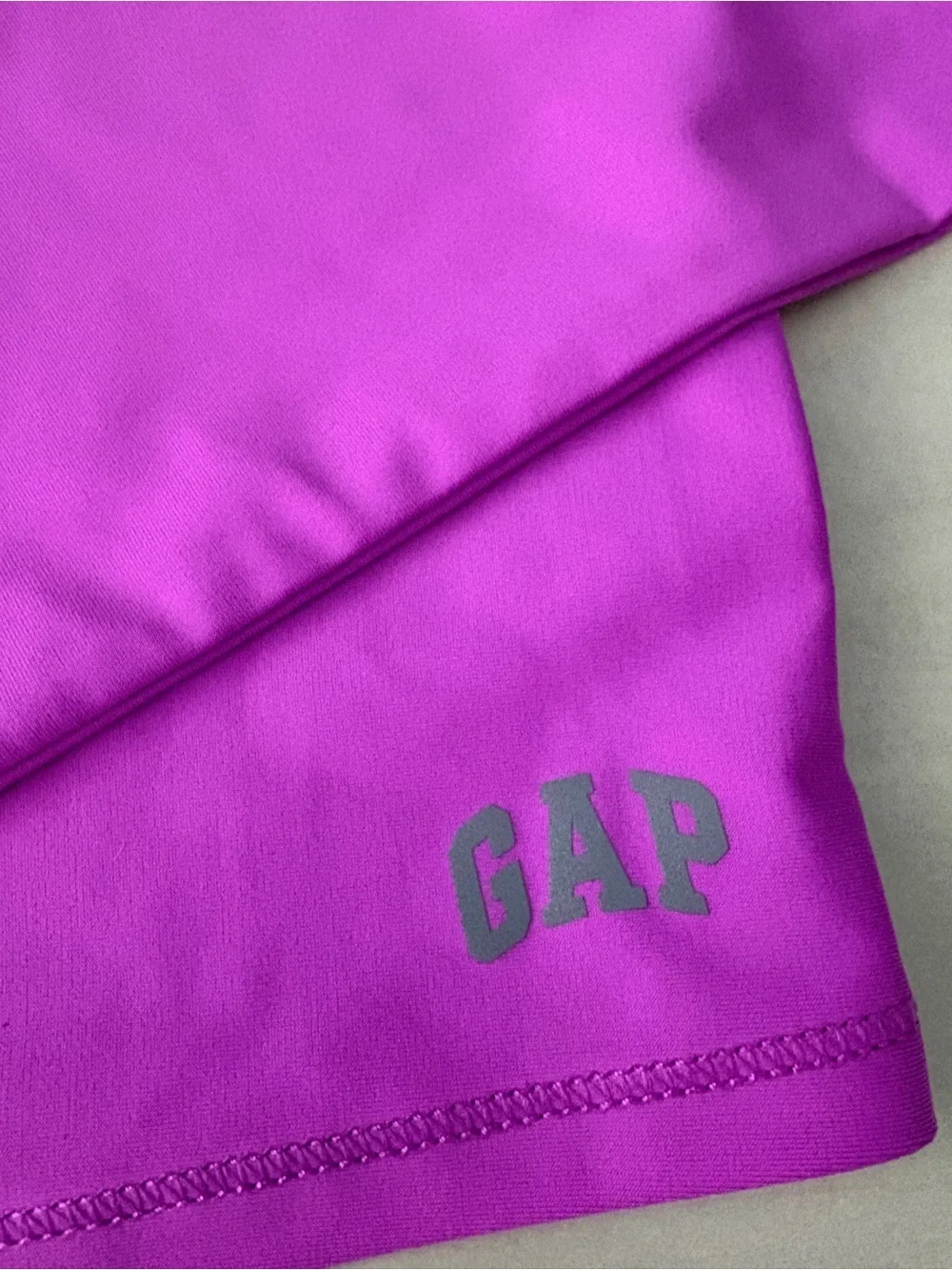 Gap Kids Girls Magenta Long Sleeve Rash Guard Size Medium